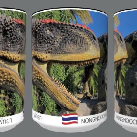 Nong Nooch Gardens: Two Dinos Coffee Cup